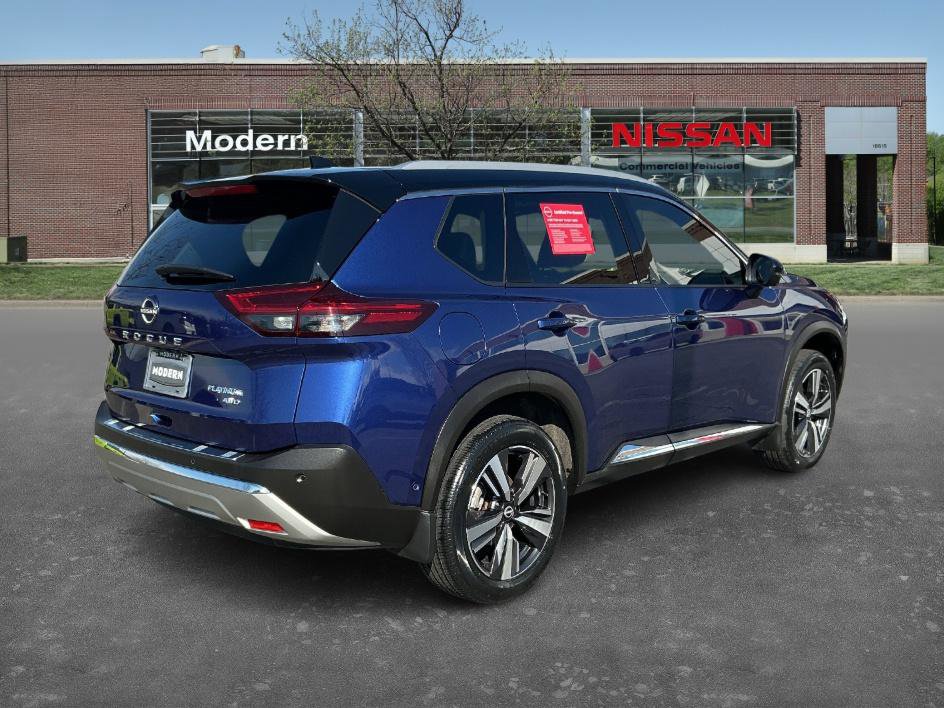 Used 2023 Nissan Rogue Platinum image 4