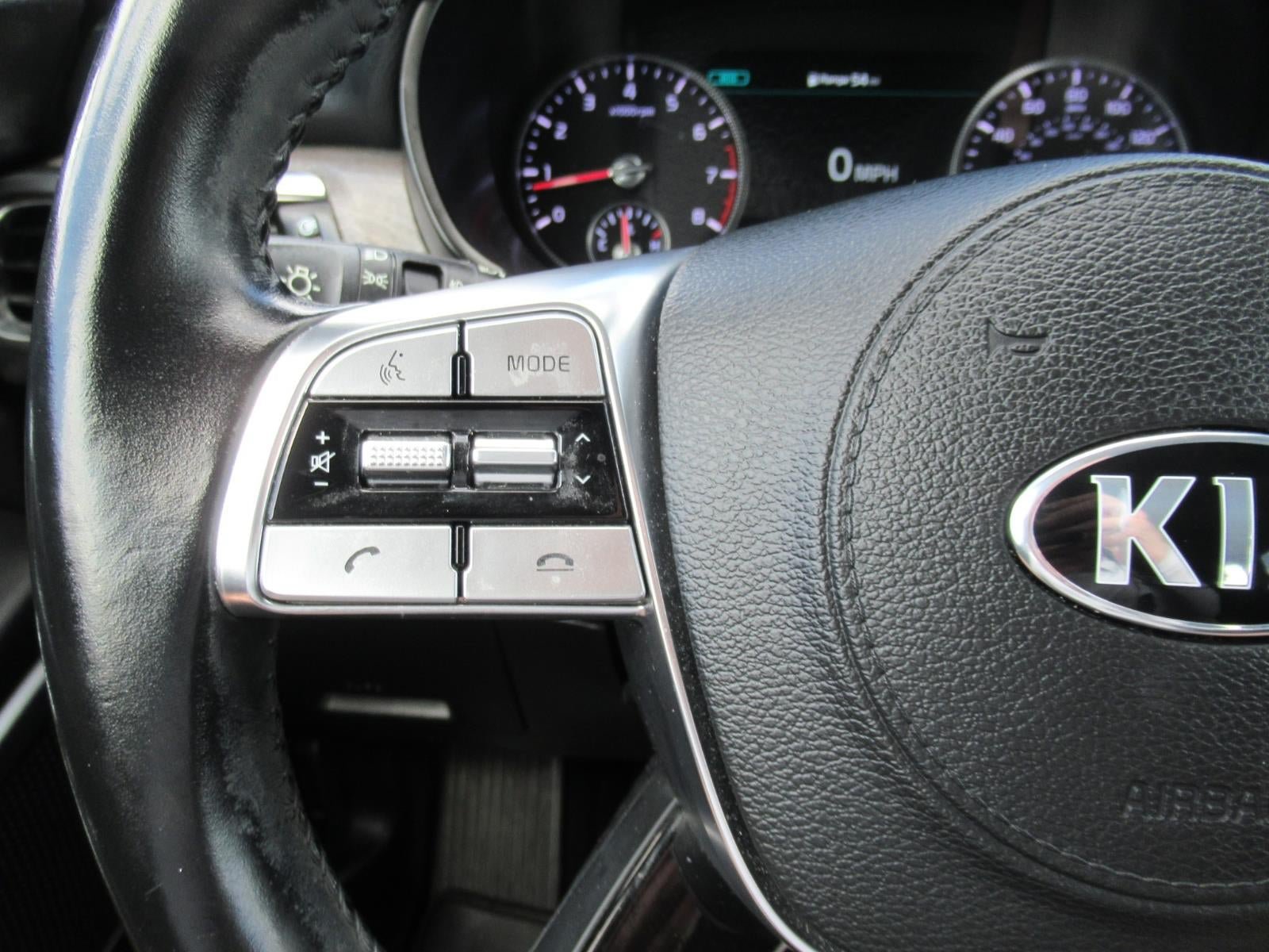 Used 2020 Kia Telluride SX w/ Towing Package FWD image 27