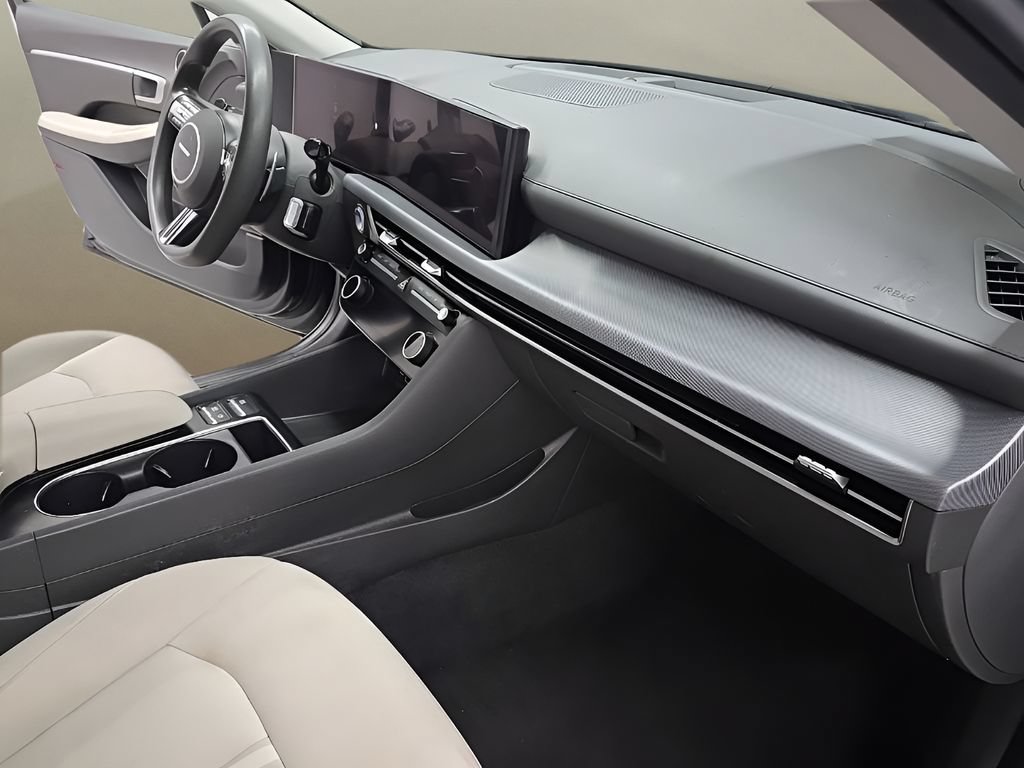 Certified 2025 Hyundai Sonata SEL FWD image 26