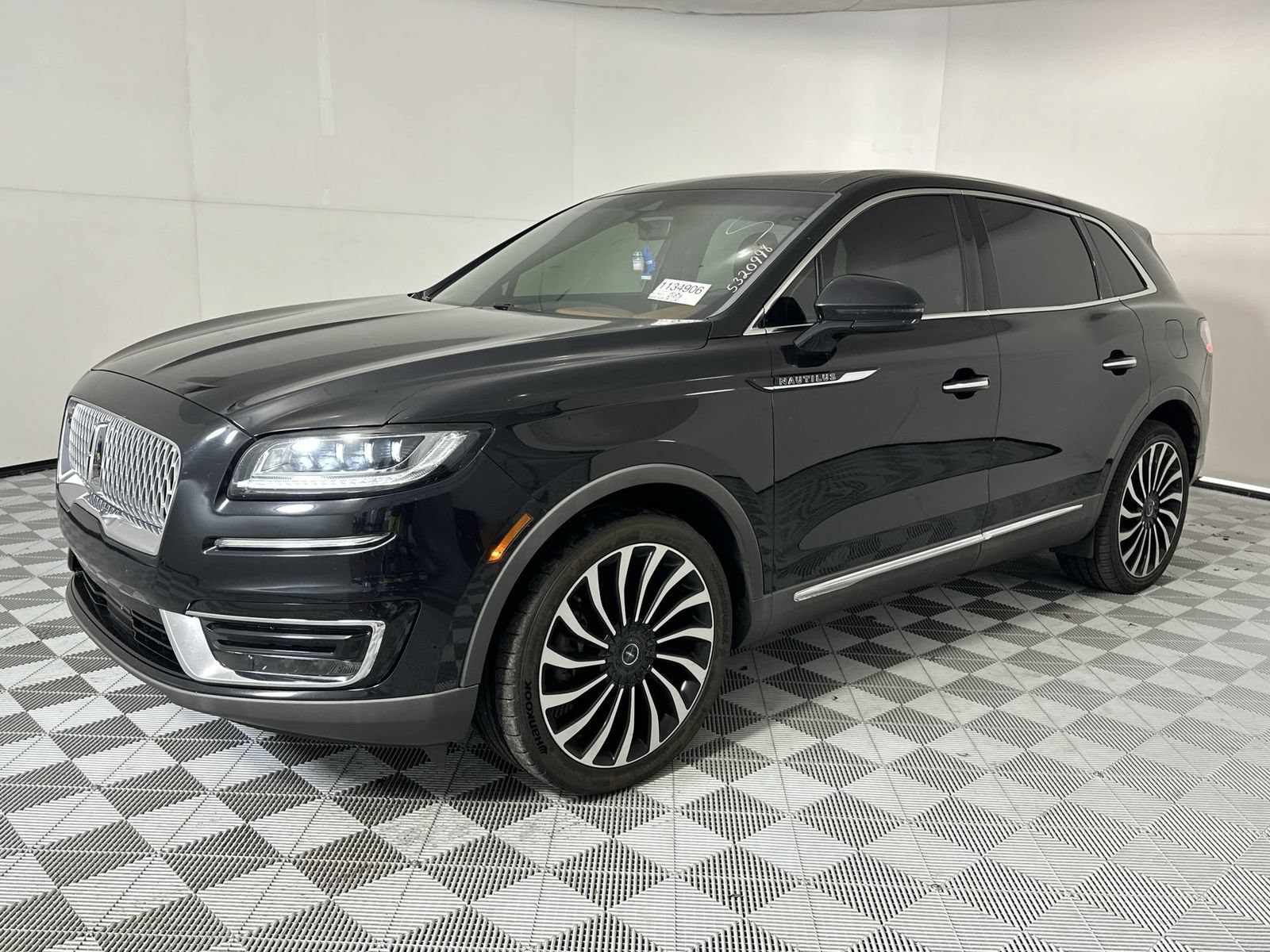 Used 2019 Lincoln Nautilus Black Label AWD/4WD image 4