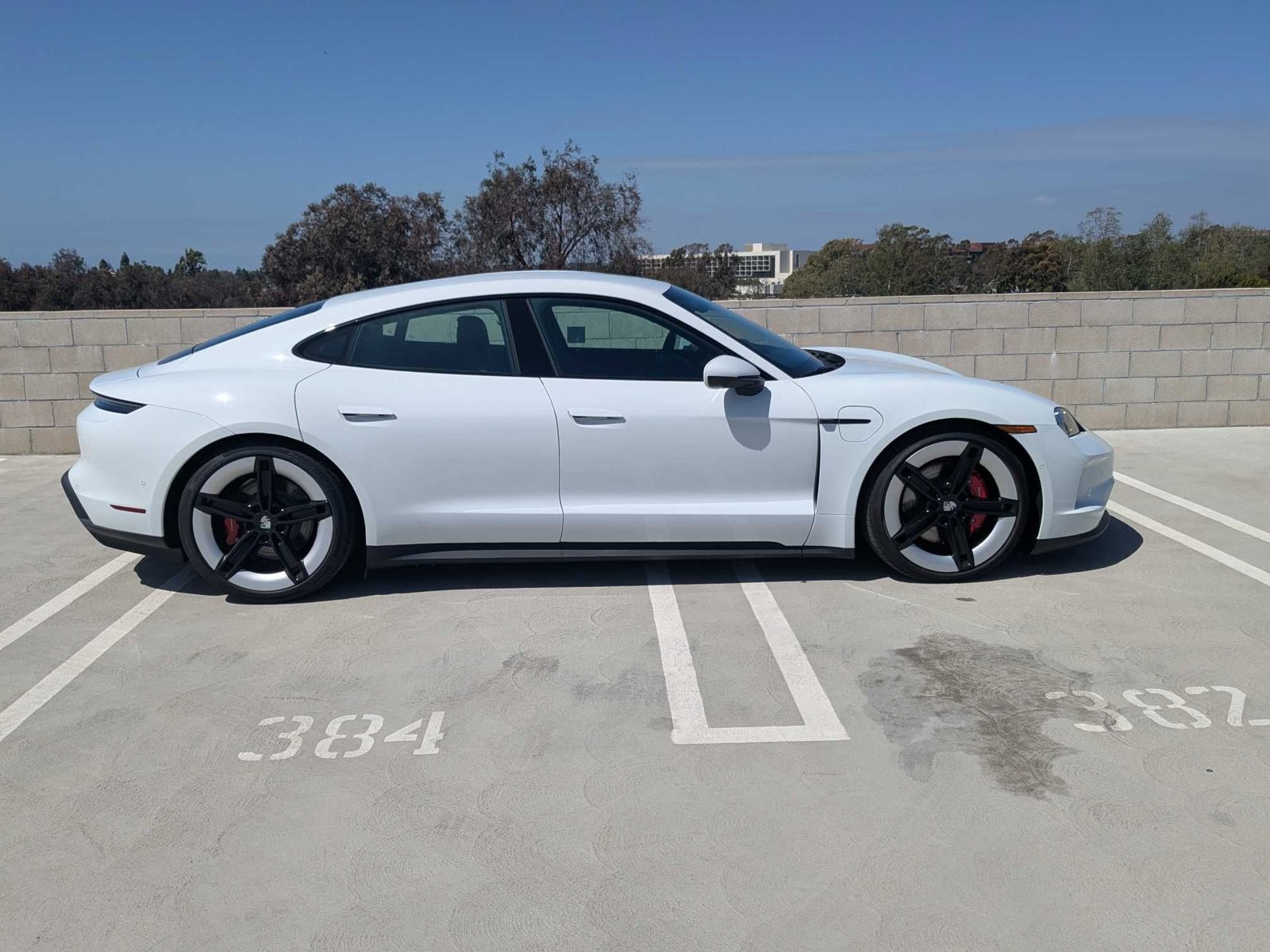 Certified 2025 Porsche Taycan 4S AWD/4WD image 8