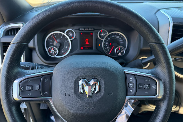 New 2026 RAM 3500 Big Horn AWD/4WD image 17
