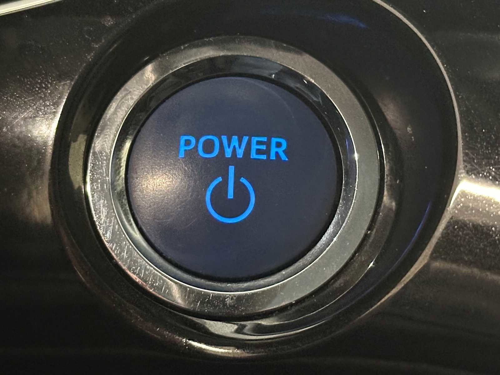 Used 2016 Toyota Prius Two image 17