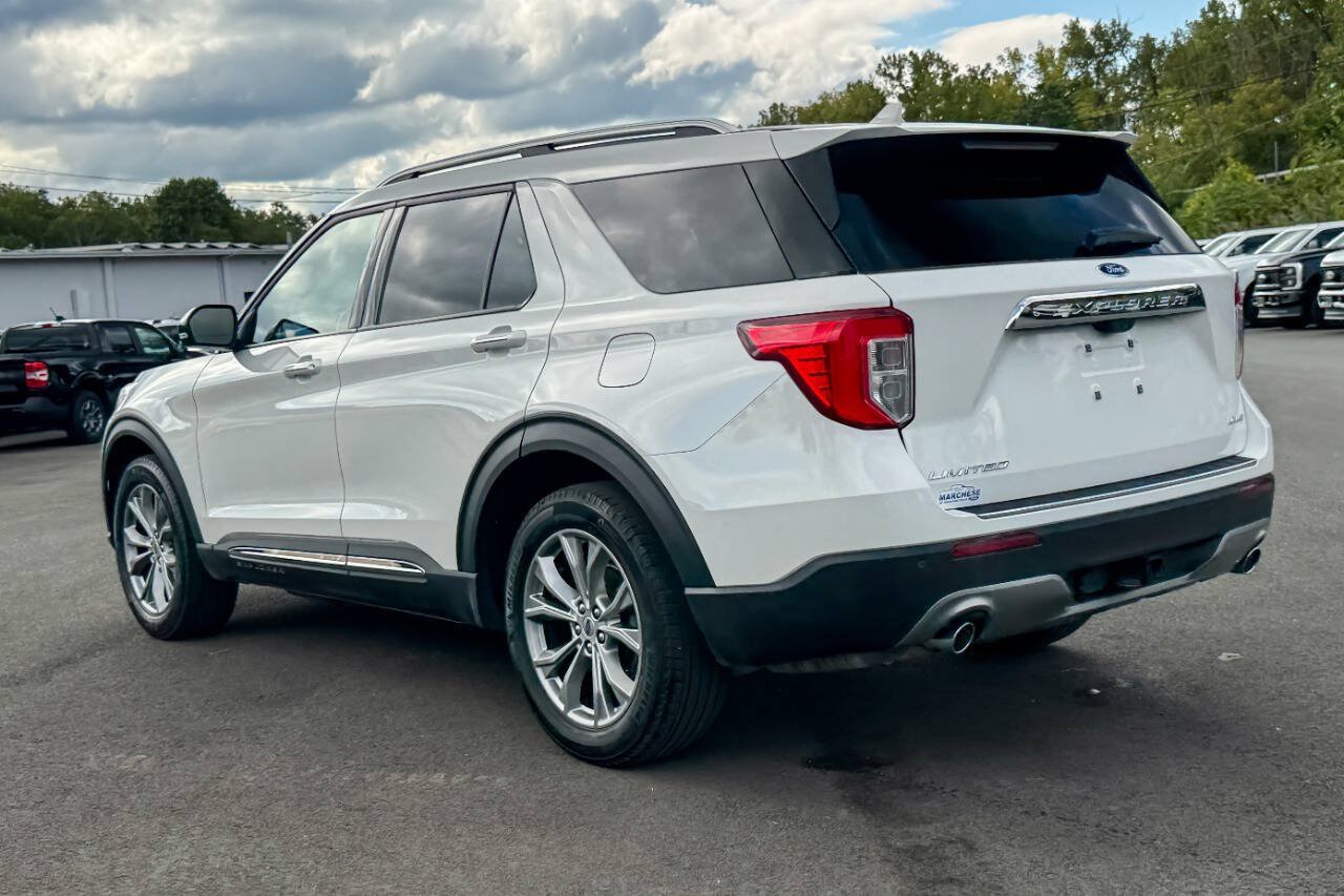 Used 2023 Ford Explorer Limited w/ Limited Technology Package AWD/4WD image 5