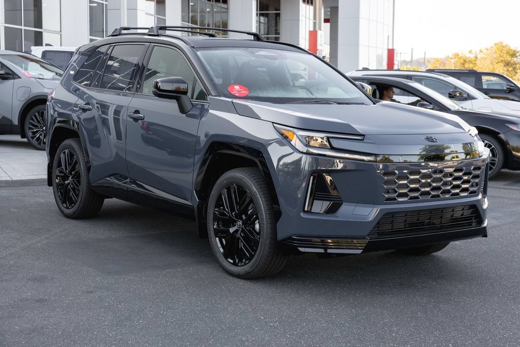 New 2026 Toyota RAV4 XSE w/ Panoramic Sun Roof Package AWD/4WD image 3