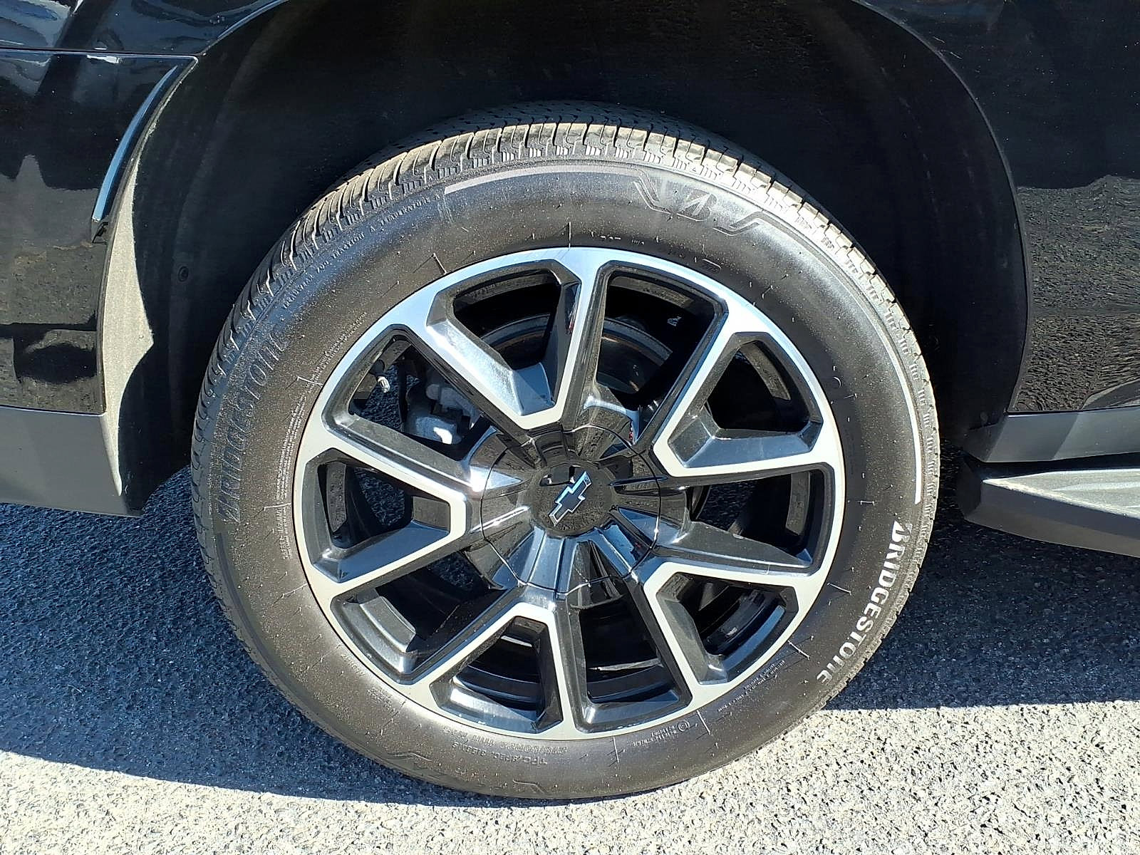 Certified 2023 Chevrolet Suburban RST w/ Luxury Package image 7