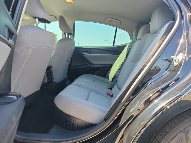 Used 2025 Toyota Camry LE FWD image 9