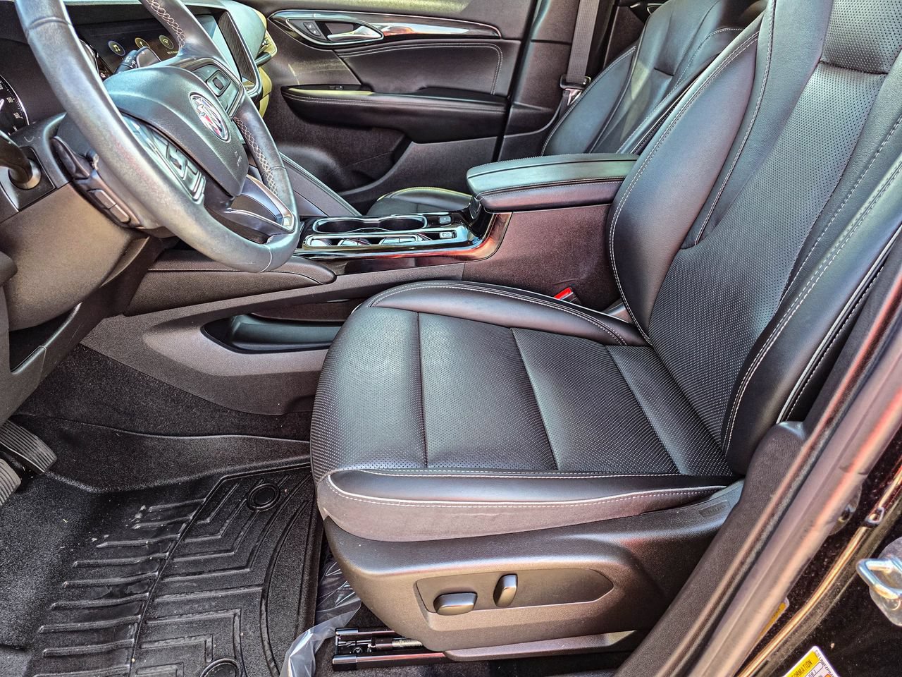 Used 2022 Buick Envision Essence w/ Safety Package AWD/4WD image 14