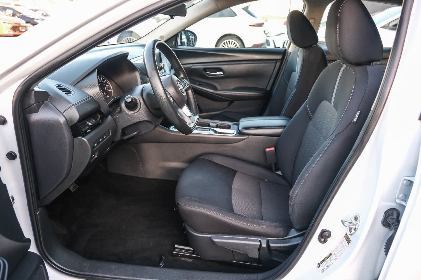 Used 2024 Nissan Sentra SV FWD image 19