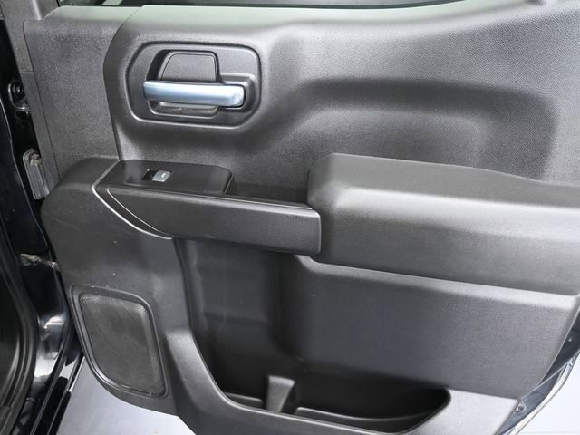 Used 2019 Chevrolet Silverado 1500 LT w/ Texas Edition image 34