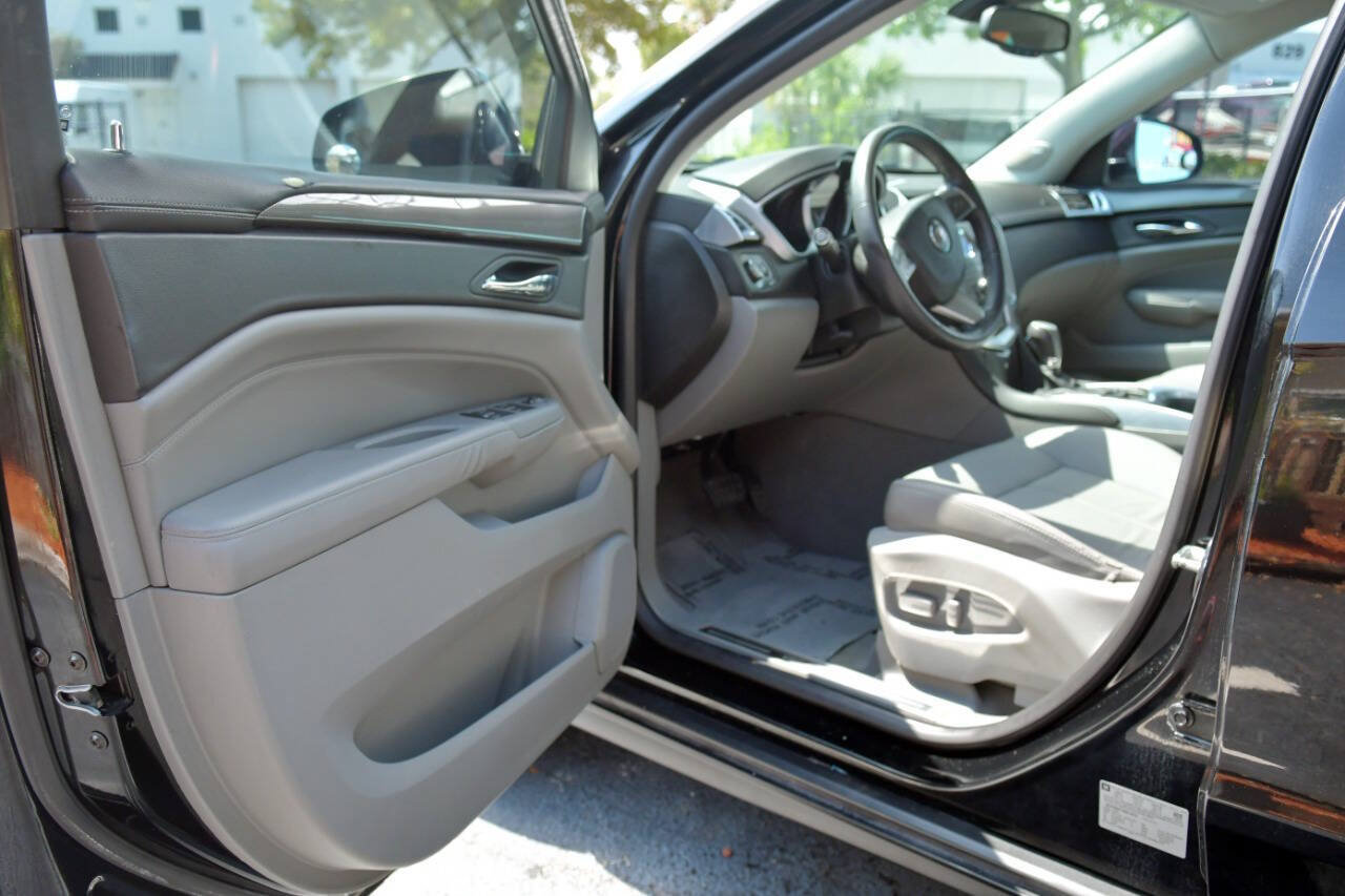Used 2011 Cadillac SRX 2WD image 14