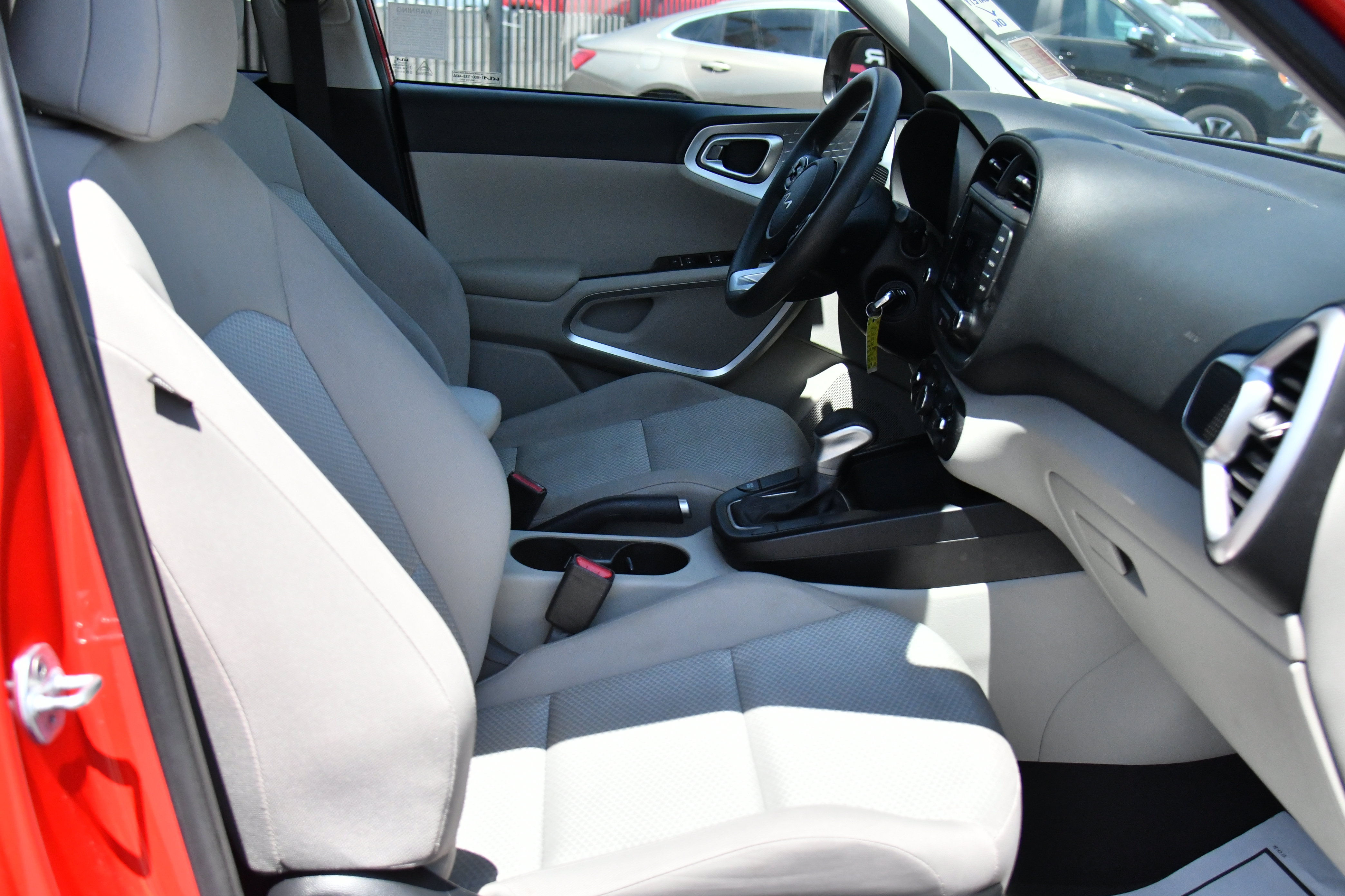Used 2022 Kia Soul LX w/ Technology Package FWD image 37