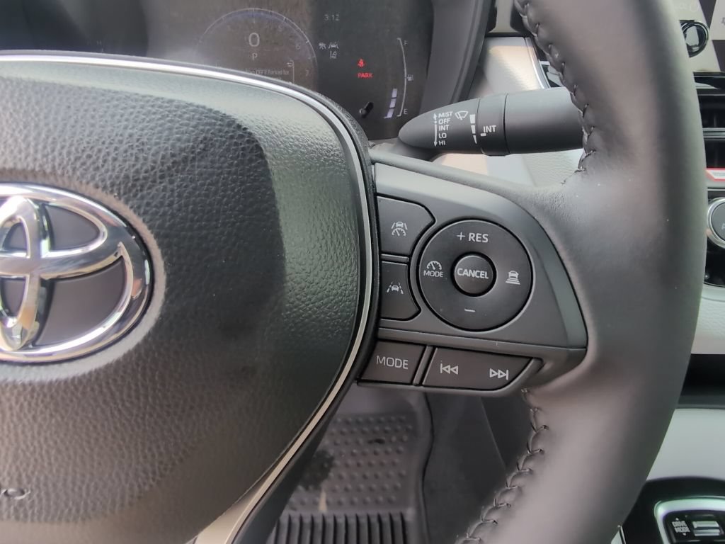 Used 2026 Toyota Corolla SE FWD image 13