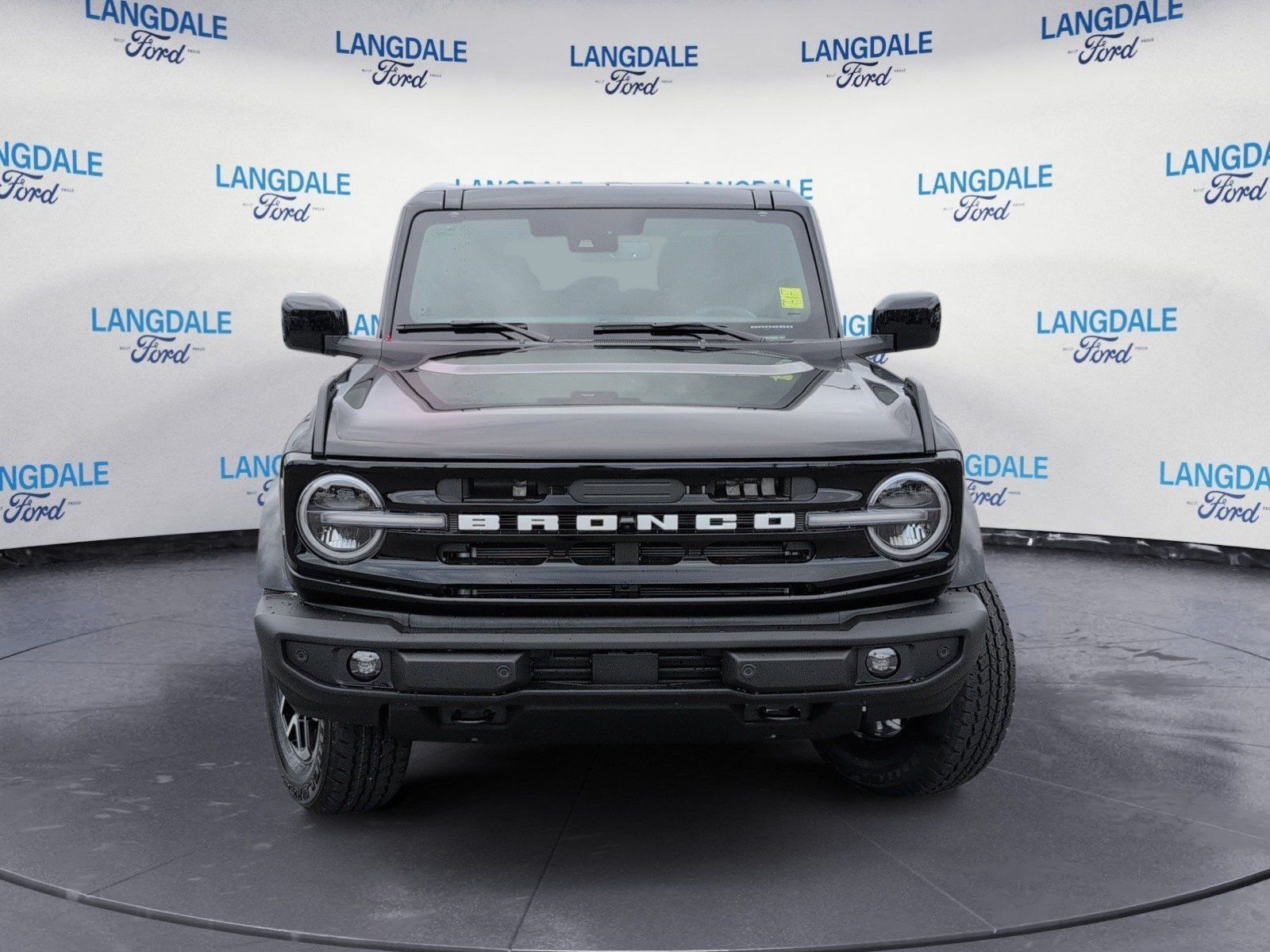 New 2026 Ford Bronco Outer Banks AWD/4WD image 12