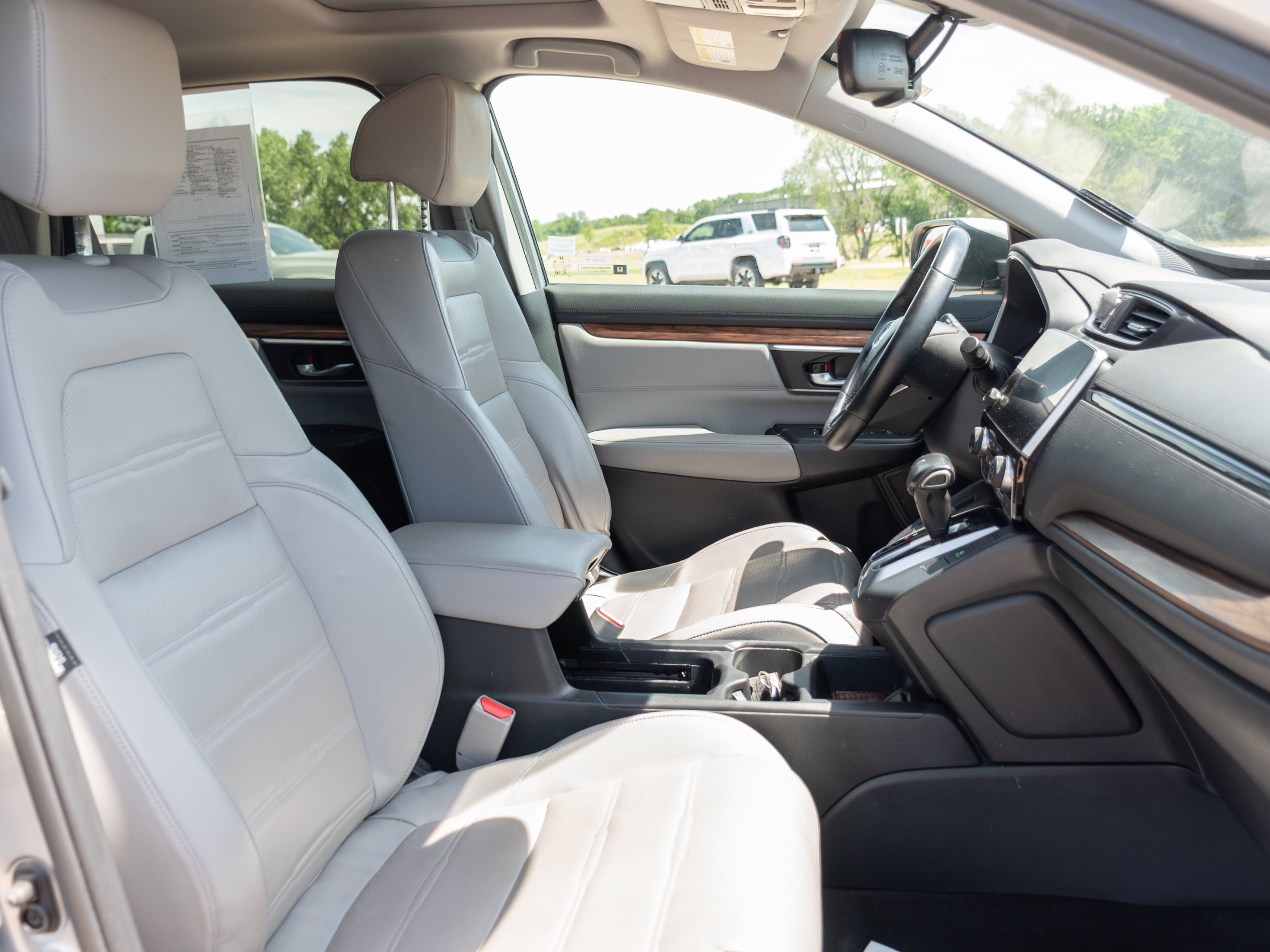 Used 2017 Honda CR-V Touring image 23