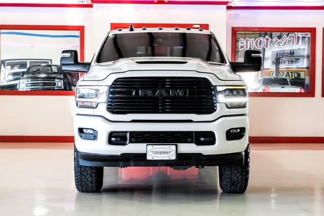 Used 2023 RAM 2500 Laramie w/ Night Edition AWD/4WD image 9