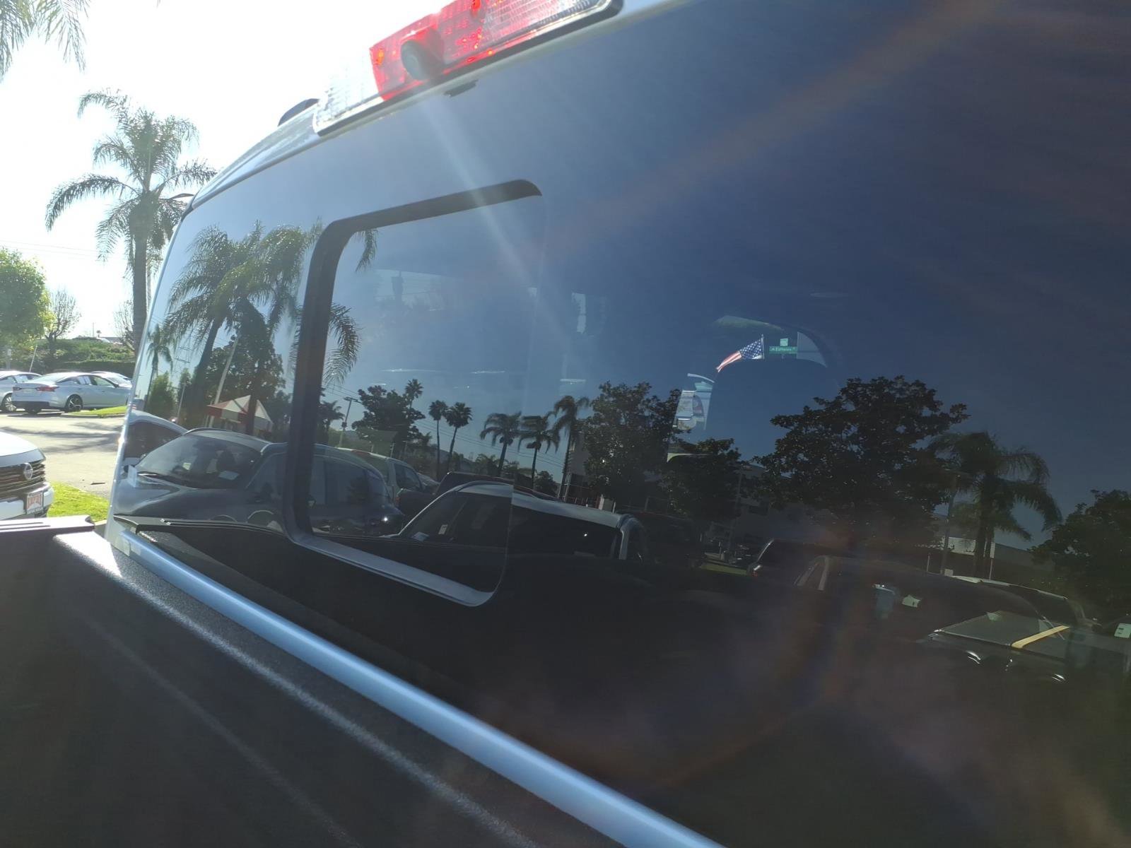 Used 2021 Ford F150 Platinum image 7