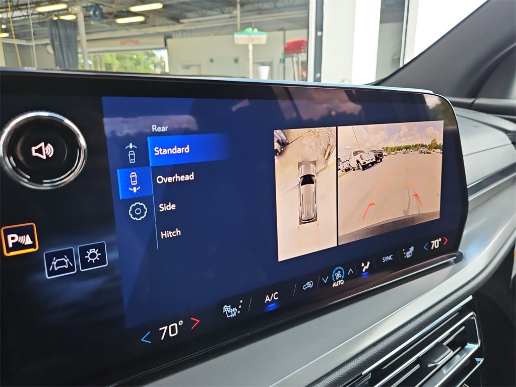 New 2026 Chevrolet Traverse LT w/ Midnight/Sport Edition image 21