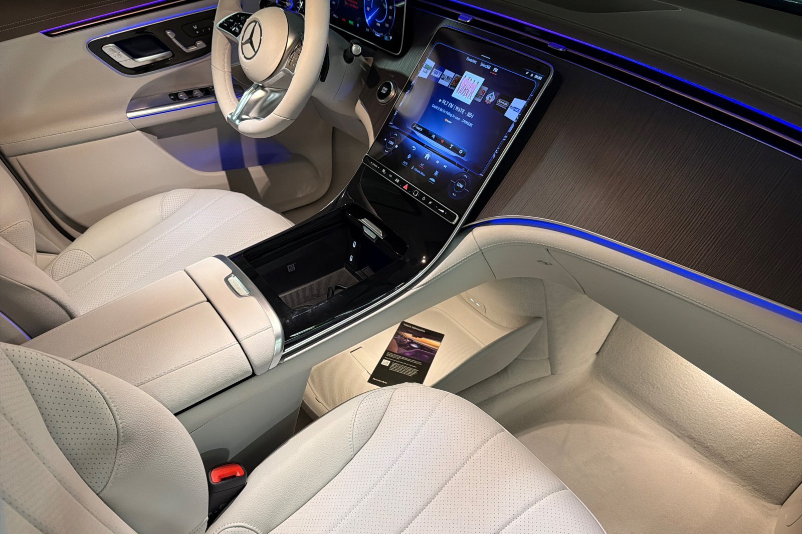 New 2027 Mercedes-Benz EQE 320 4MATIC SUV image 14