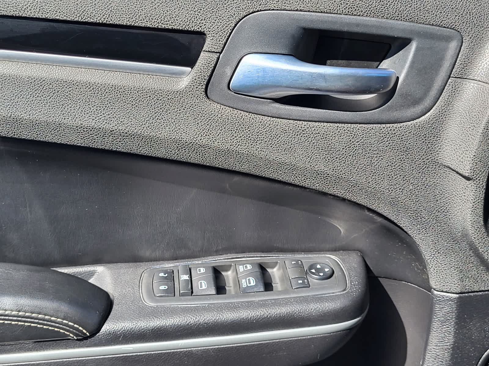Used 2021 Chrysler 300 S RWD image 13