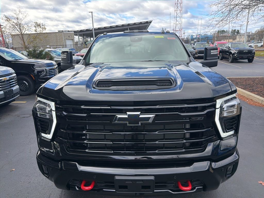 New 2026 Chevrolet Silverado 2500 LT w/ Trail Boss Package image 2