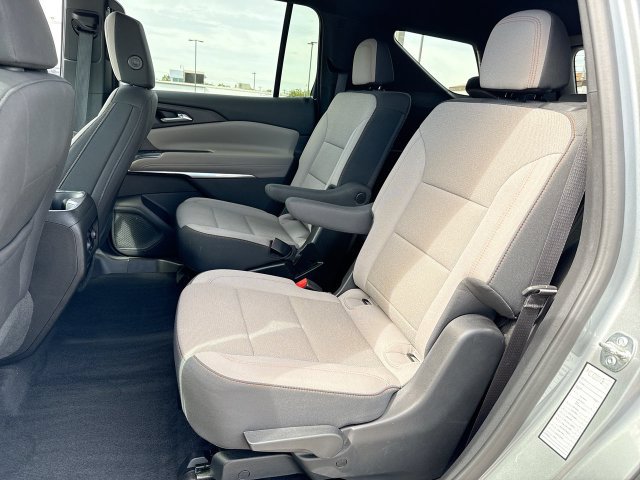 Used 2026 Chevrolet Traverse LT w/ Driver Confidence Package FWD image 23