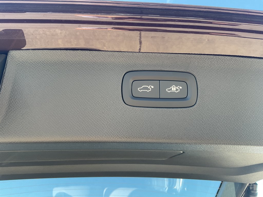 New 2027 Volvo XC90 B6 Plus AWD/4WD image 10