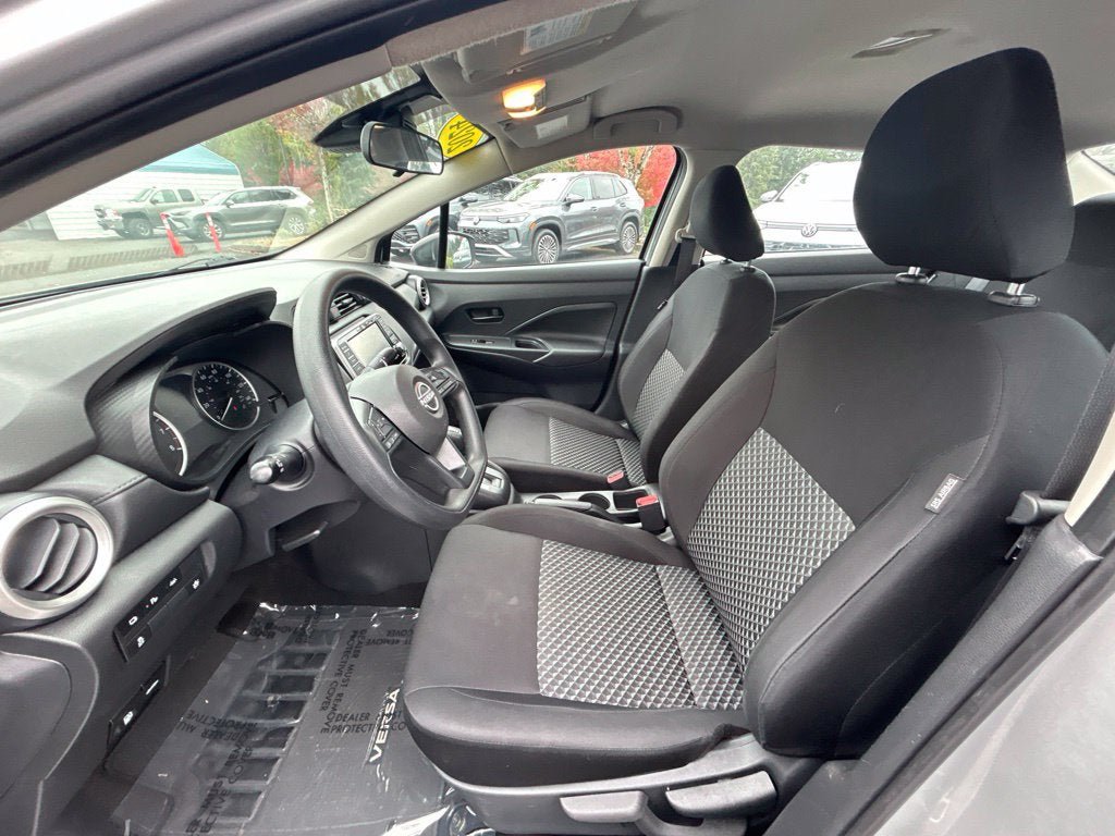 Used 2024 Nissan Versa S w/ Trunk Package FWD image 16