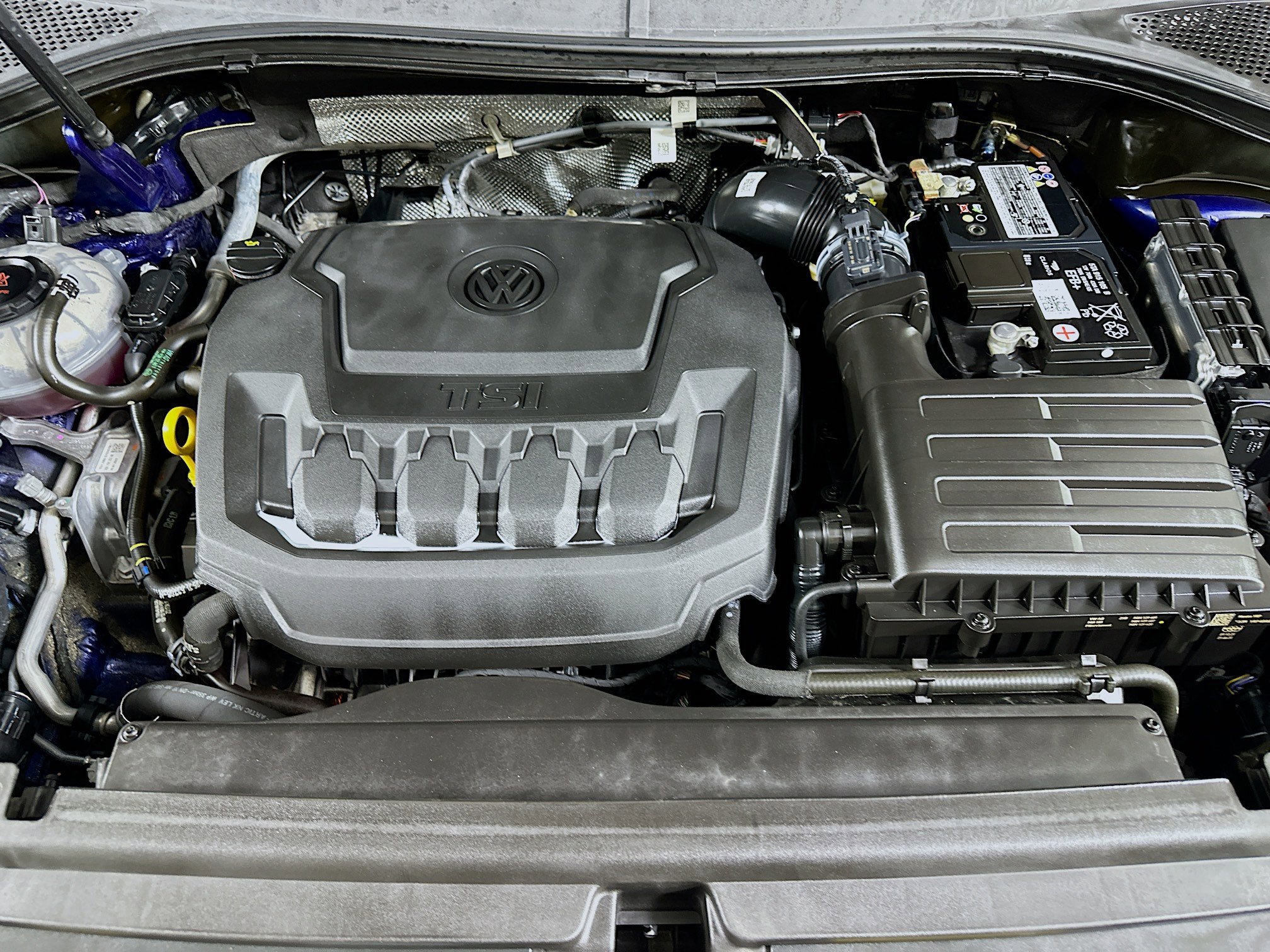 Used 2022 Volkswagen Tiguan SE image 33