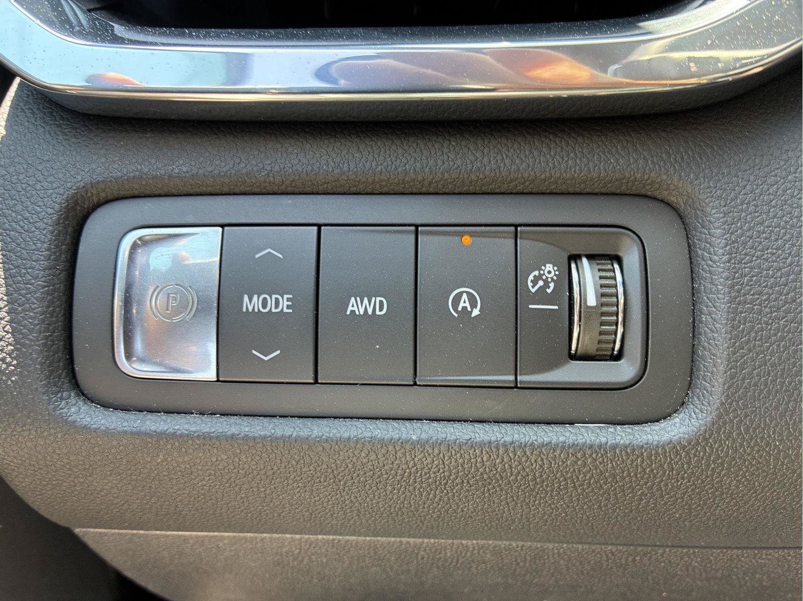 Used 2025 GMC Acadia Elevation w/ Elevation Premium Package AWD/4WD image 26