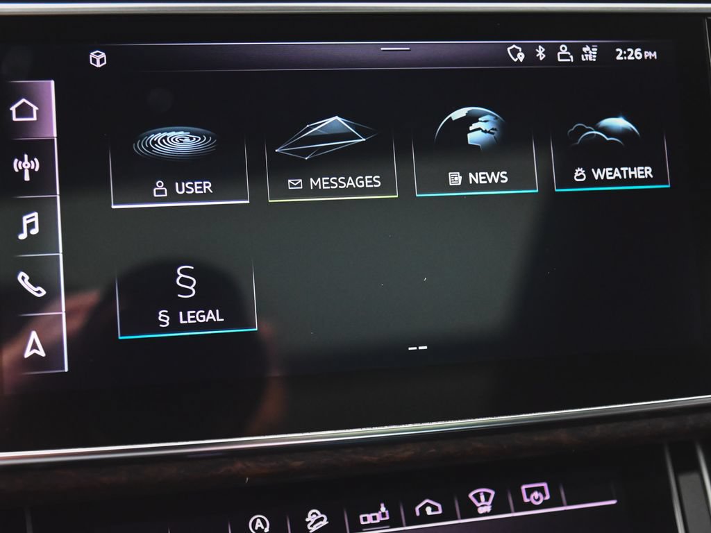 Used 2020 Audi Q8 Prestige AWD/4WD image 26