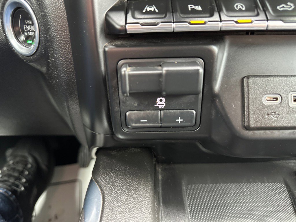 Used 2021 Chevrolet Silverado 1500 LTZ image 28