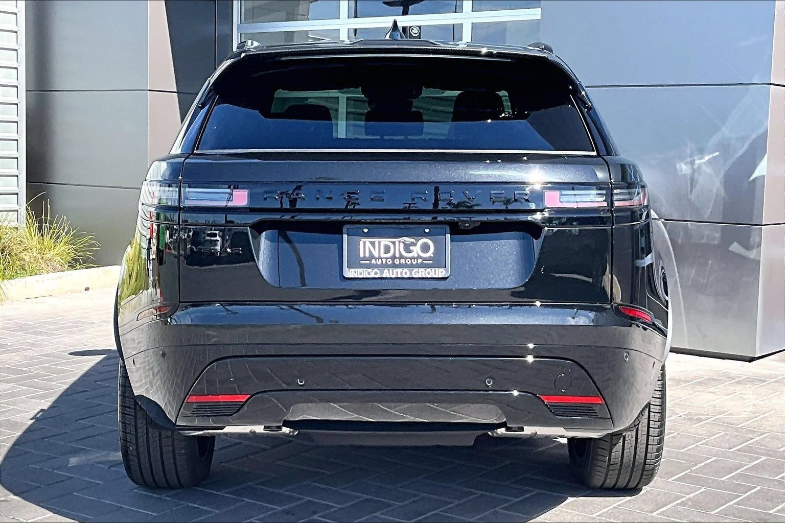 New 2026 Land Rover Range Rover Velar Dynamic SE AWD/4WD image 4