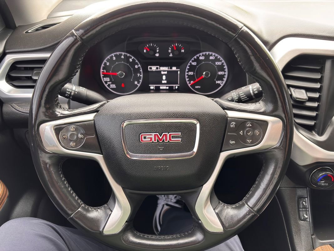 Used 2017 GMC Acadia SLE AWD/4WD image 32