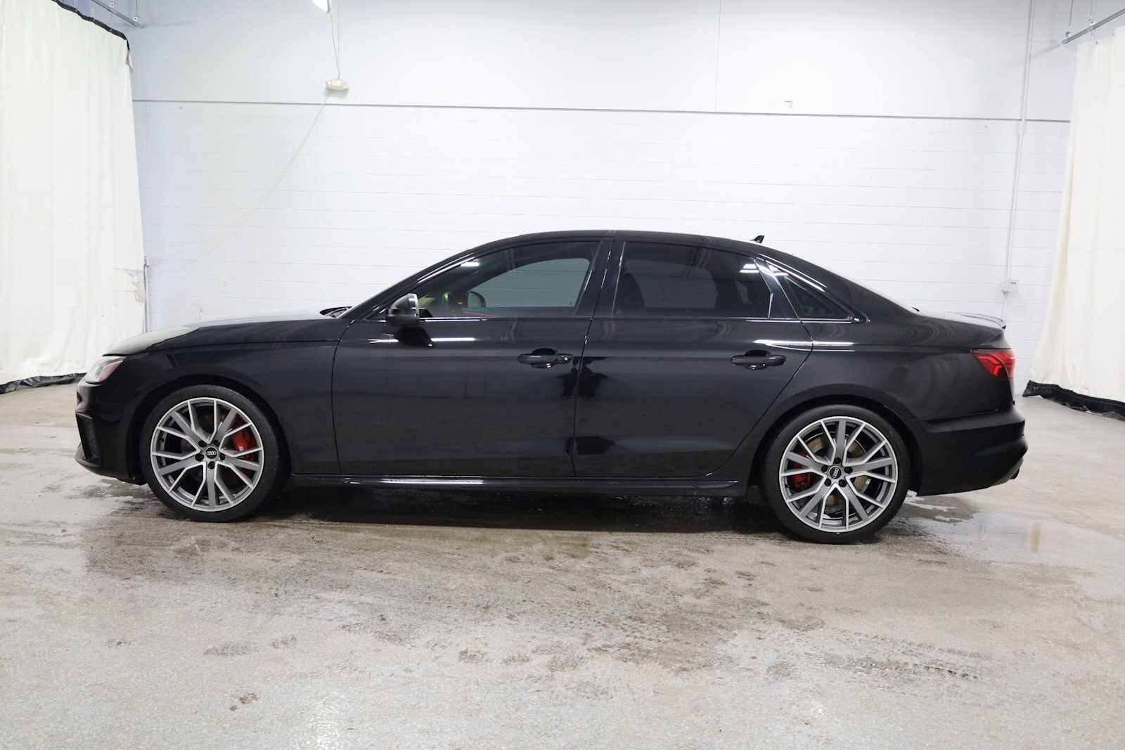 Used 2023 Audi S4 Premium Plus w/ Premium Plus Package image 2