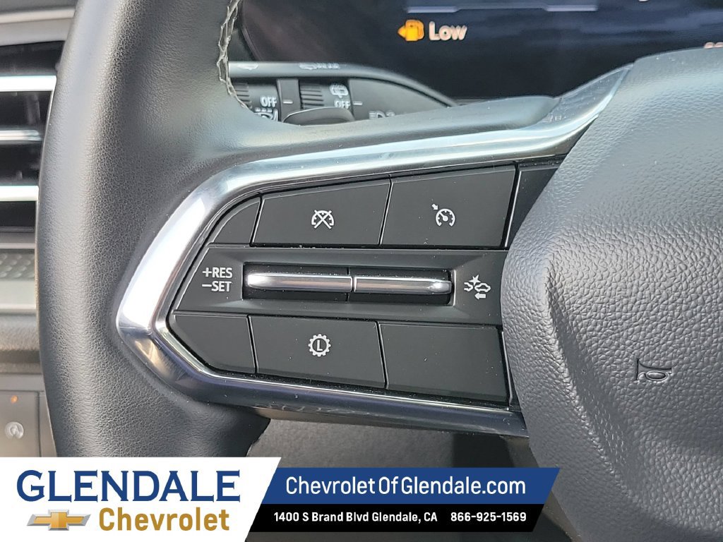 Used 2026 Chevrolet Traverse LT FWD image 24