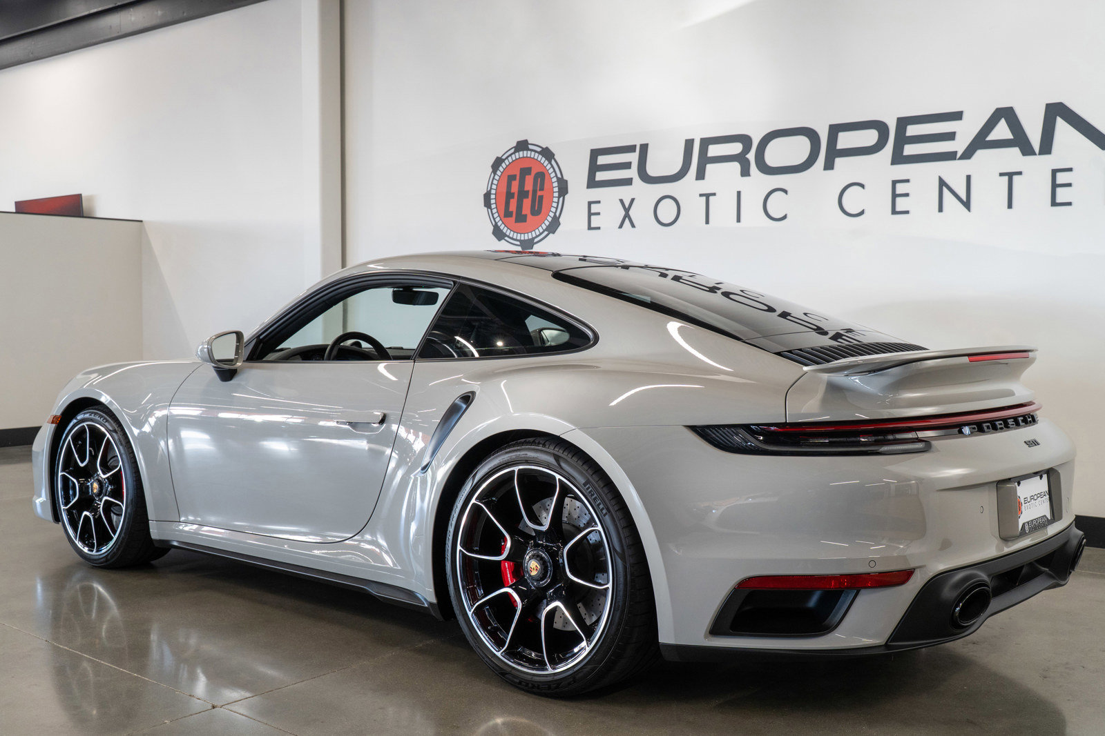 Used 2022 Porsche 911 Turbo AWD/4WD image 17