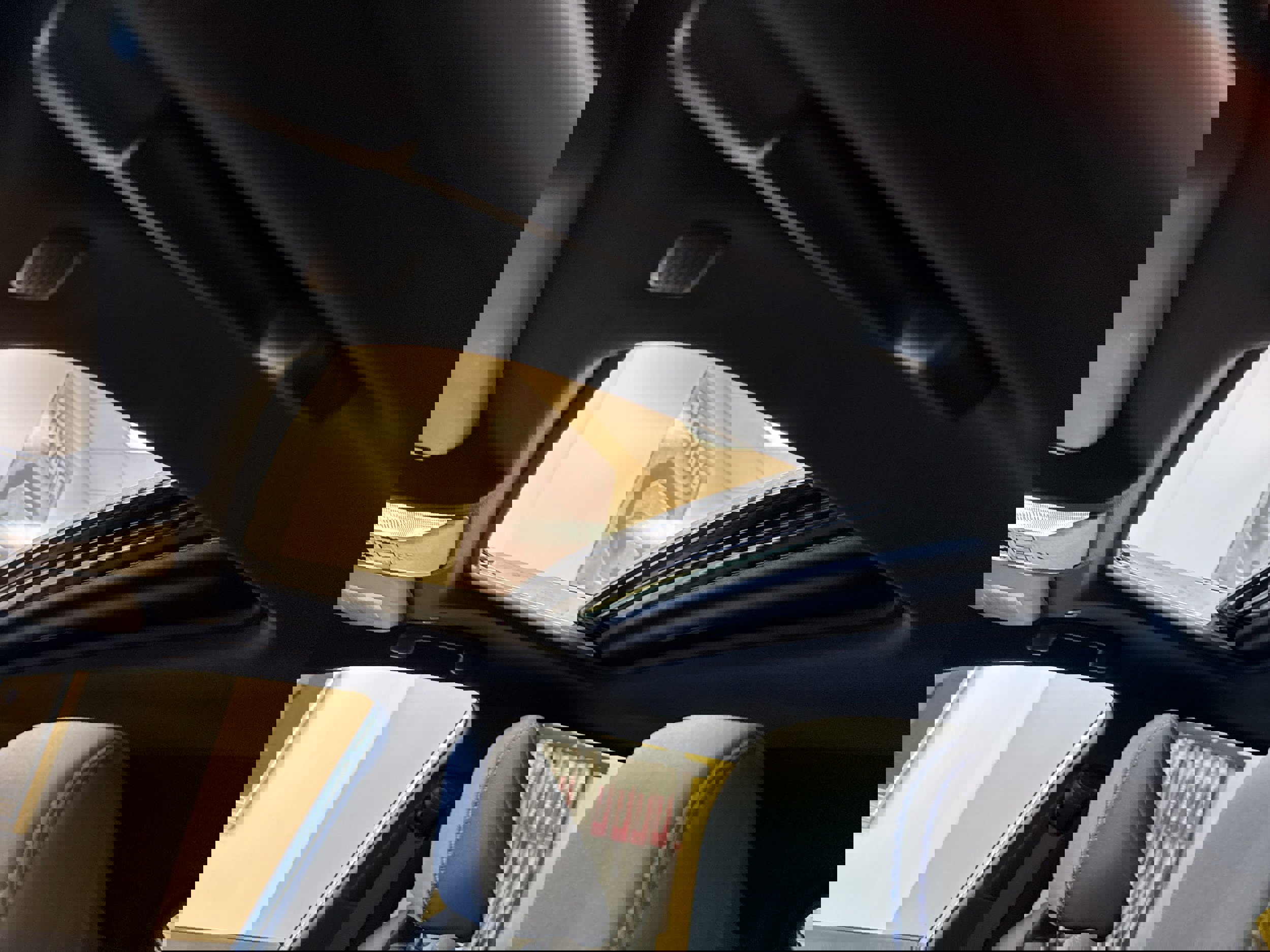 Used 2024 Toyota RAV4 SE w/ Convenience Package image 6