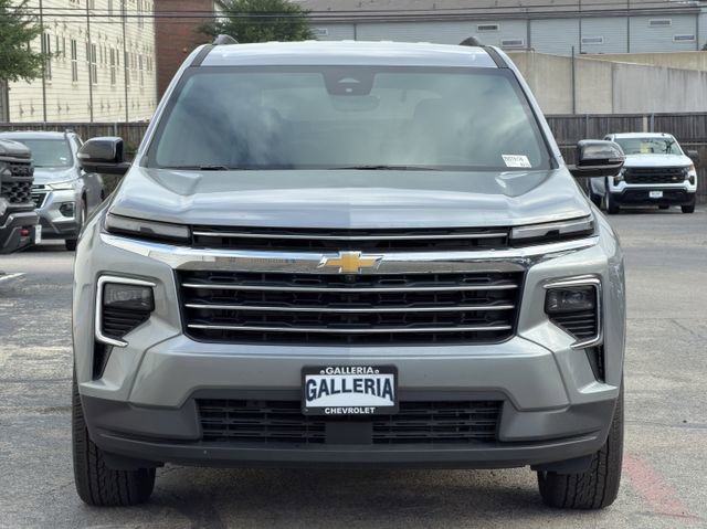 New 2026 Chevrolet Traverse LT w/ Driver Confidence Package FWD image 3