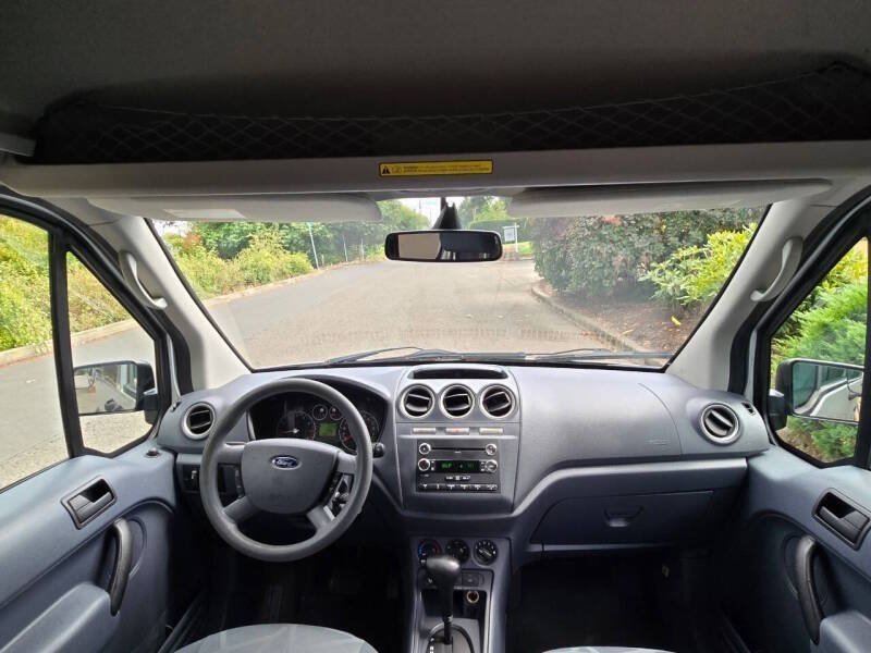 Used 2013 Ford Transit Connect XLT FWD image 14