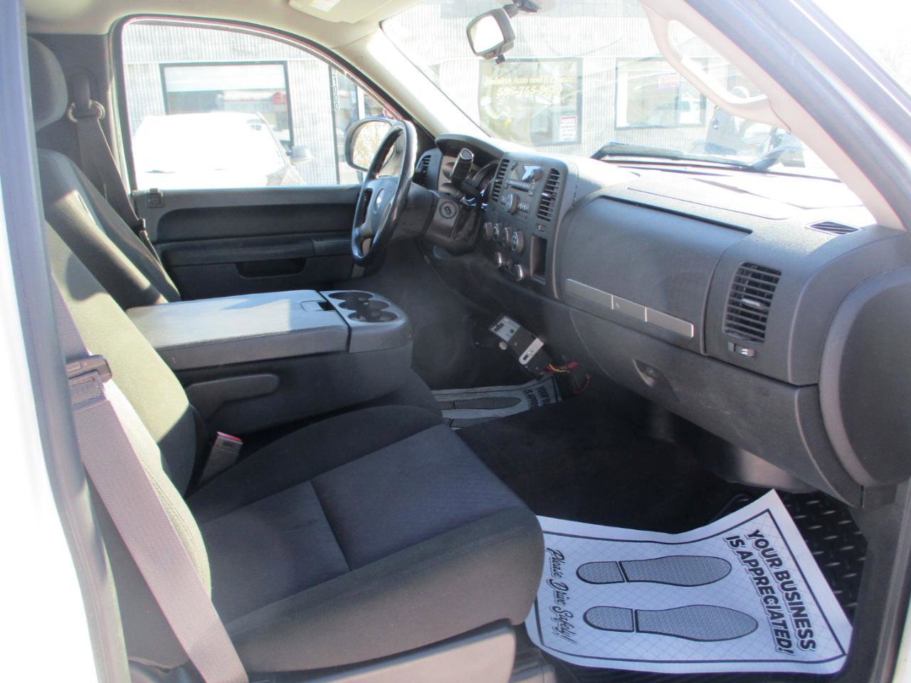 Used 2014 Chevrolet Silverado 2500 LT w/ Suspension Package, Off-Road AWD/4WD image 8