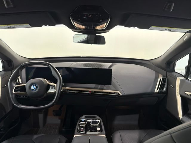 Certified 2024 BMW iX xDrive50 w/ Sport Package AWD/4WD image 28