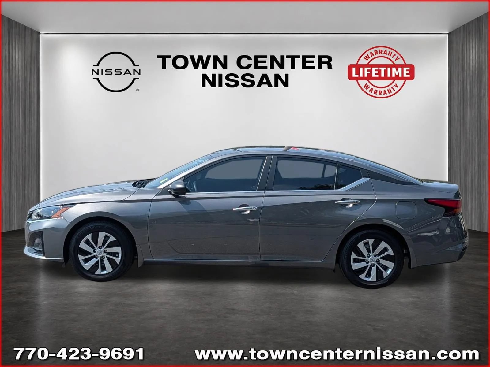 Used 2025 Nissan Altima 2.5 S FWD image 4