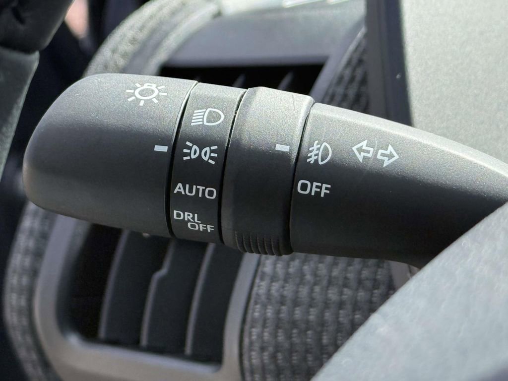 Used 2025 Subaru Solterra Touring image 25