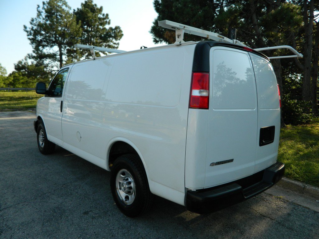 Used 2020 Chevrolet Express 2500 w/ Communications Package RWD image 6