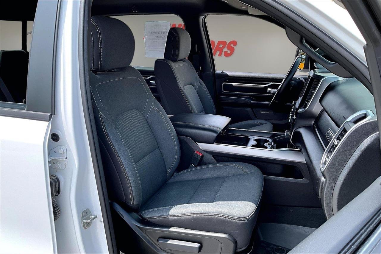 Used 2023 RAM 1500 Big Horn AWD/4WD image 30