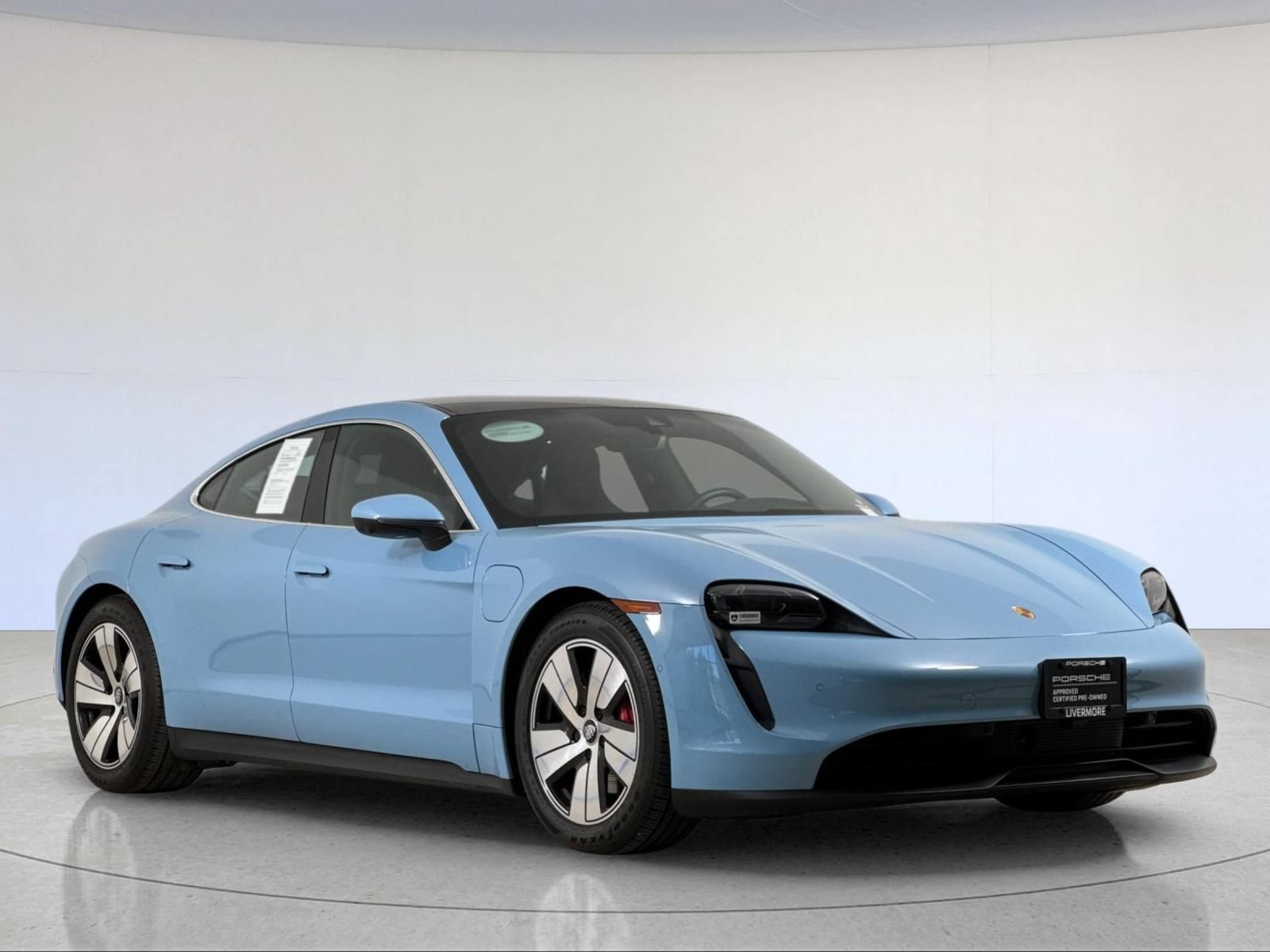 Certified 2024 Porsche Taycan 4S w/ Premium Package AWD/4WD image 10