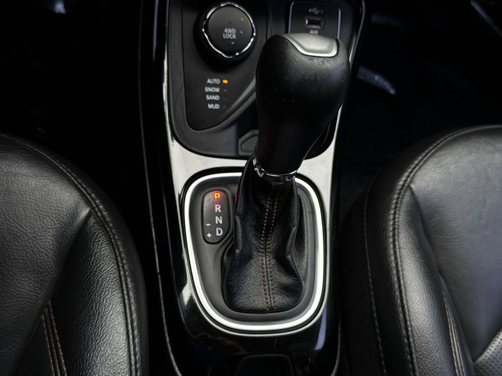 Used 2019 Jeep Compass Limited AWD/4WD image 22