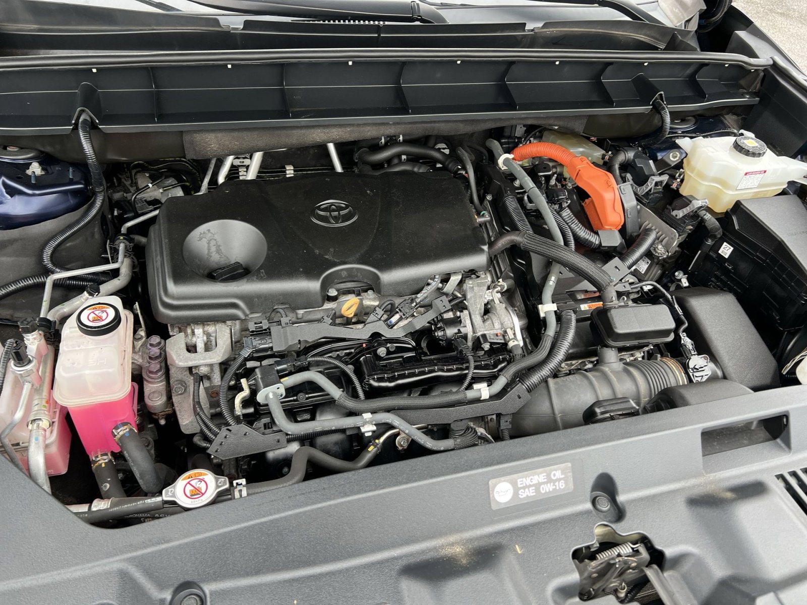 Used 2021 Toyota Highlander XLE image 28