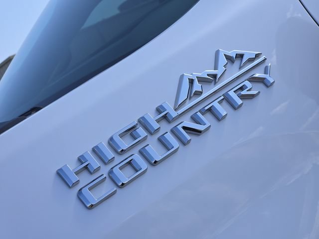 Used 2021 Chevrolet Silverado 2500 High Country w/ Z71 Off-Road Package AWD/4WD image 12